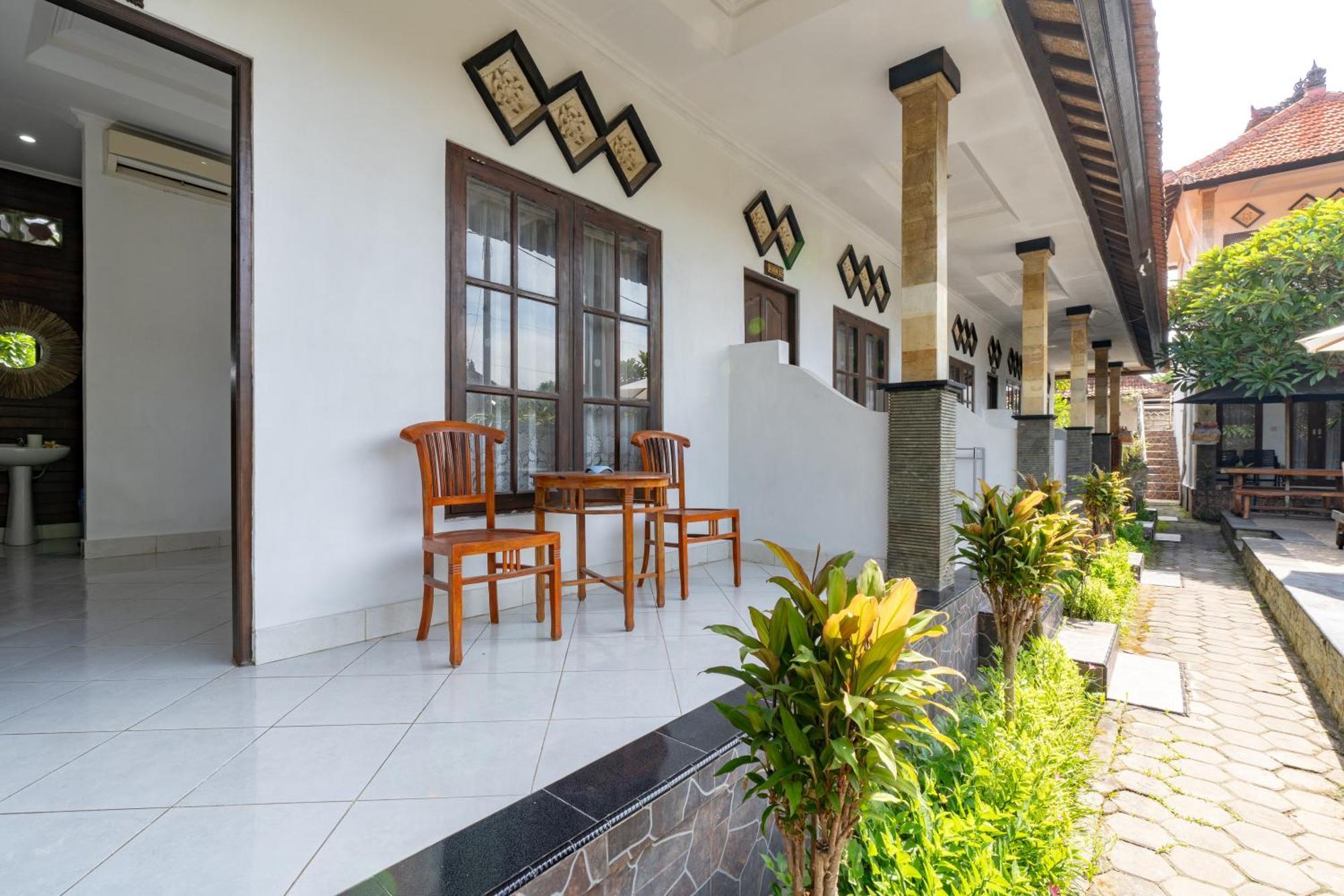 Widia Homestay Nusa Lembongan Esterno foto