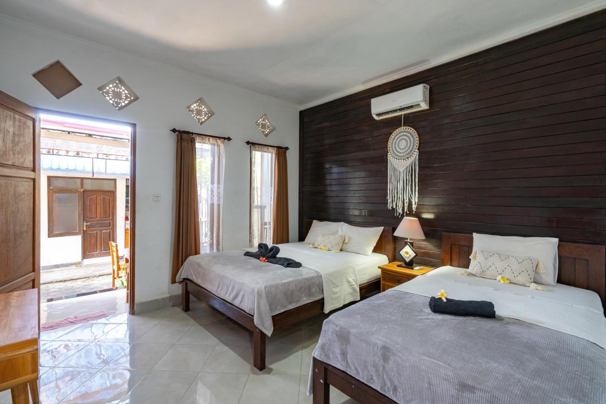 Widia Homestay Nusa Lembongan Esterno foto