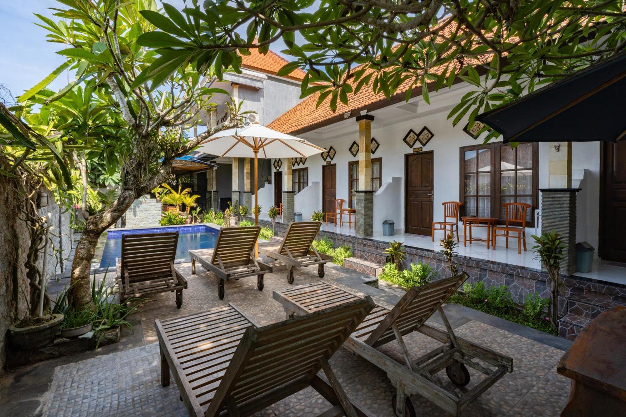 Widia Homestay Nusa Lembongan Esterno foto