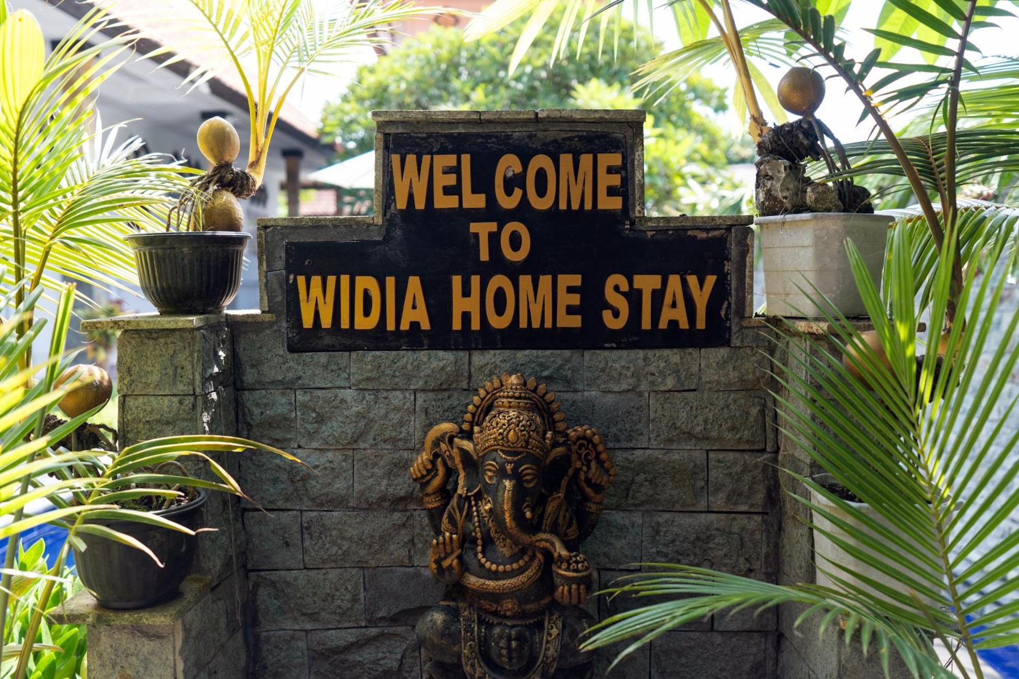 Widia Homestay Nusa Lembongan Esterno foto